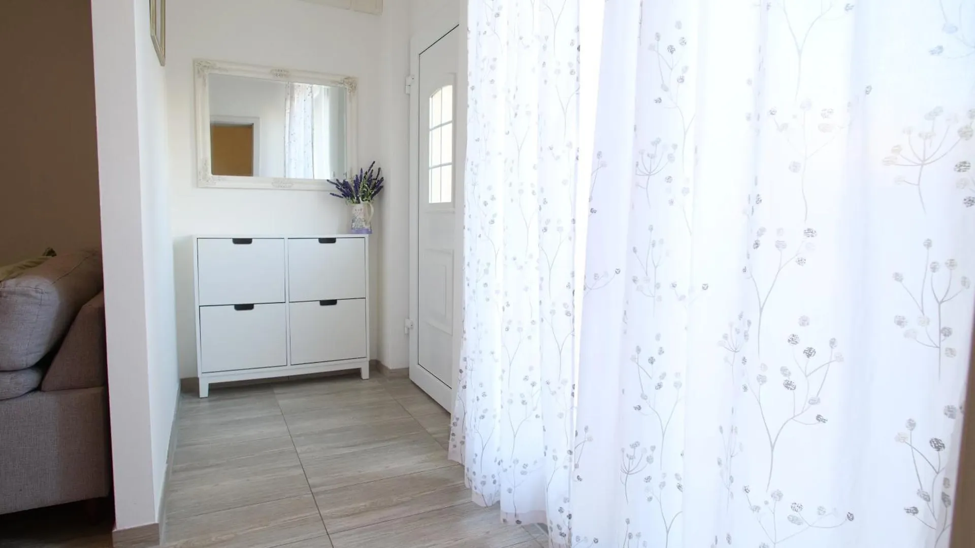 Spacious Apartment With Free Private Parking Pula Kroatien