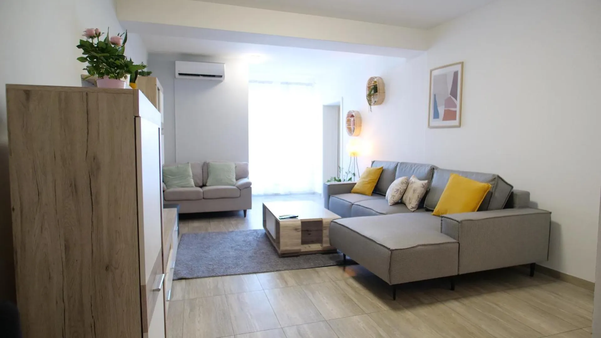 Spacious Apartment With Free Private Parking Pula 0*,  Kroatien