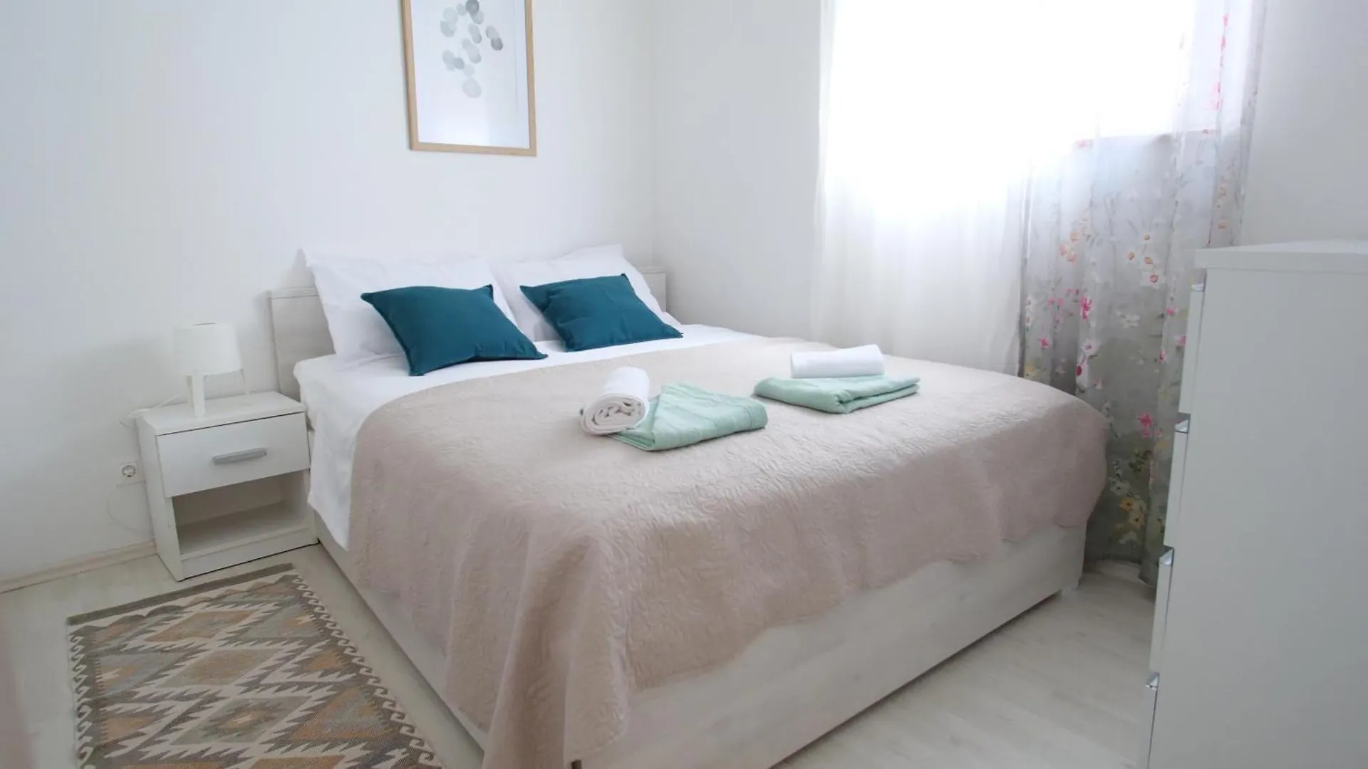 Spacious Apartment With Free Private Parking Pula